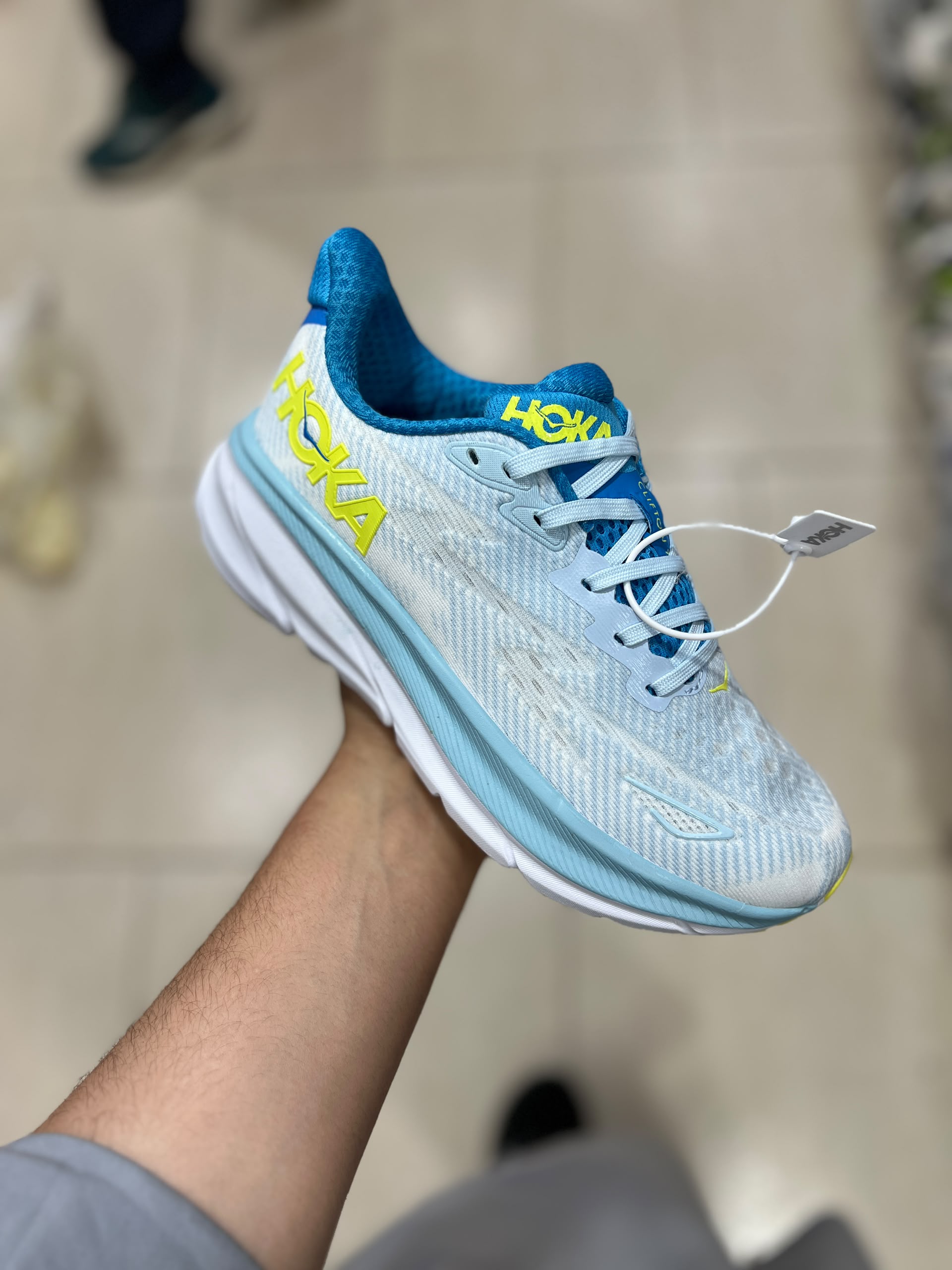 کتونی وارداتی هوکا کلیفتون۹مسترکوالیتی Hoka Cliftonساخت ویتنام سایز ۴۰الی ۴۵ فروش تکی وعمده ضمانت کیفیت کالا
