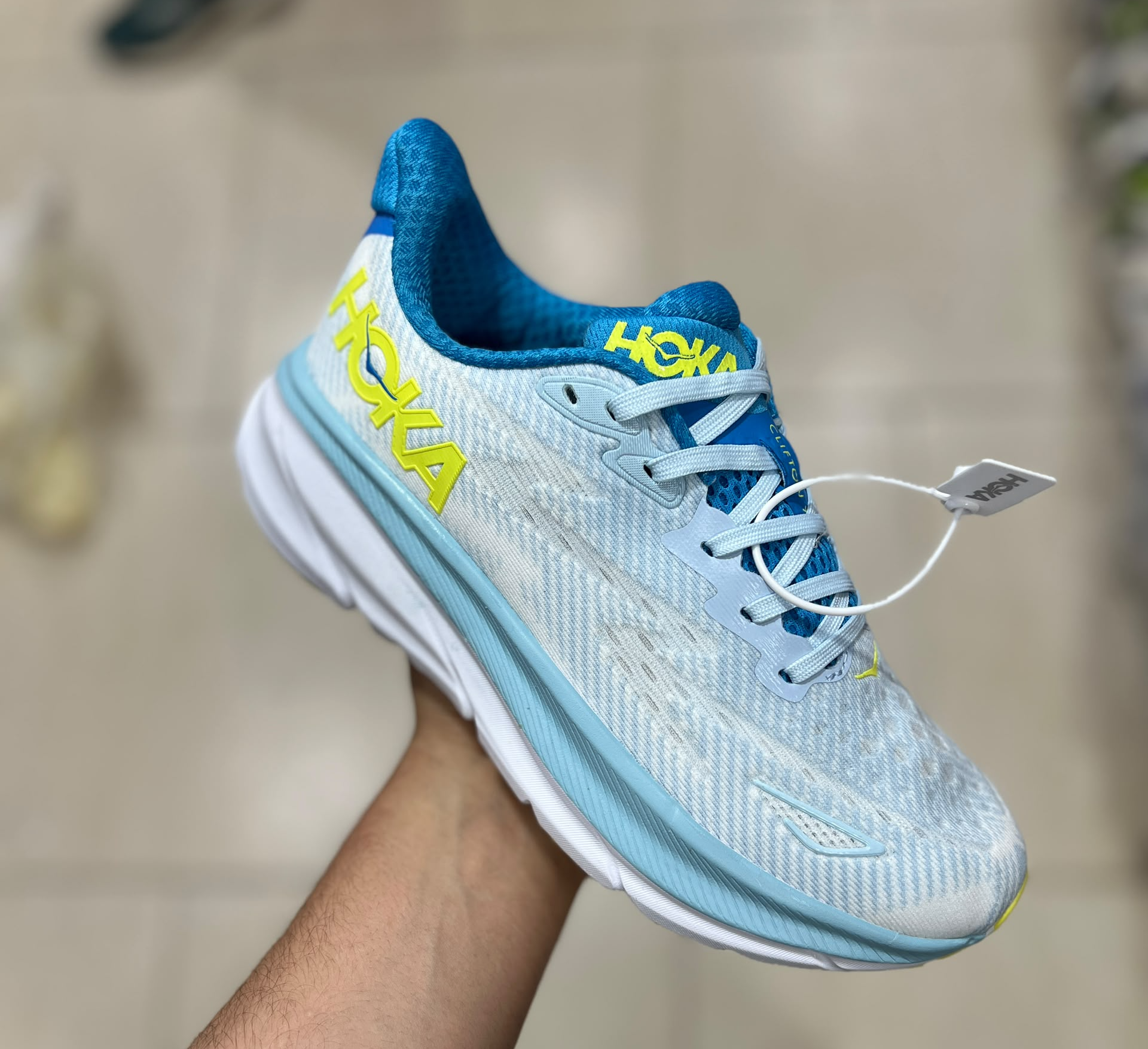 کتونی وارداتی هوکا کلیفتون۹مسترکوالیتی Hoka Cliftonساخت ویتنام سایز ۴۰الی ۴۵ فروش تکی وعمده ضمانت کیفیت کالا
