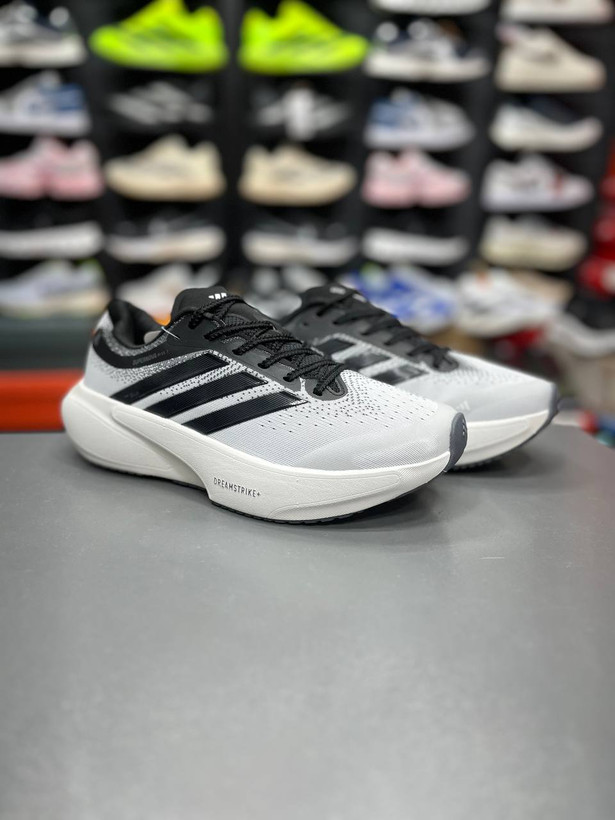کتونی وارداتی آدیداس سوپرنوا رایز۳ مسترکوالیتیAdidas Supernova Rise۳ساخت ویتنام وارداتی سایز ۴۰ الی ۴۵/فروش تکی و عمده ضمانت کیفیت کالا