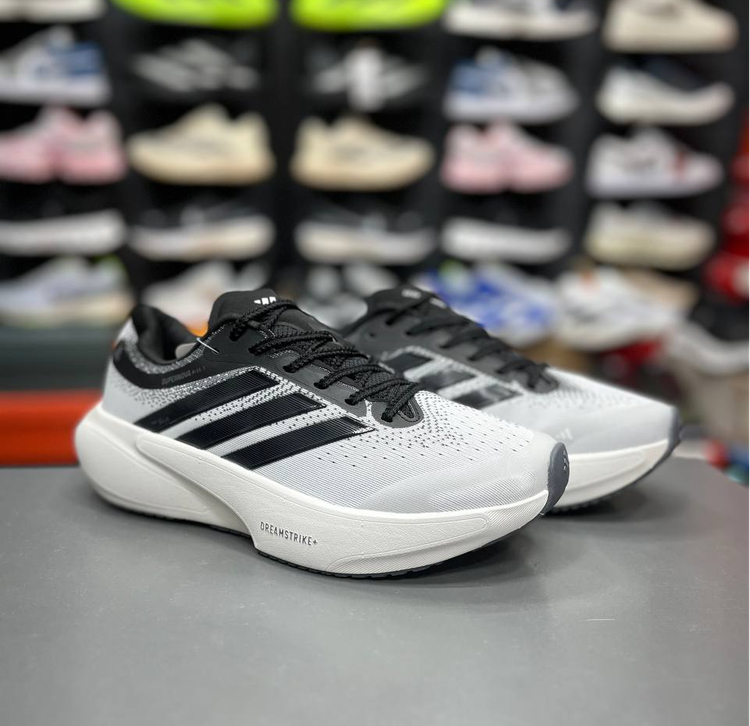کتونی وارداتی آدیداس سوپرنوا رایز۳ مسترکوالیتیAdidas Supernova Rise۳ساخت ویتنام وارداتی سایز ۴۰ الی ۴۵/فروش تکی و عمده ضمانت کیفیت کالا