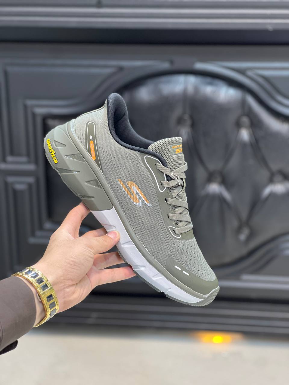 کتونی وارداتی اسکیچرز آرچ فیت اسلیپ اینز با زیره گودیر مسترکوالیتیSkechers Archfit Slip-insساخت ویتنام وارداتی سایز۴۰ الی ۴۵فروش تکی و عمده ضمانت کیفیت کالا