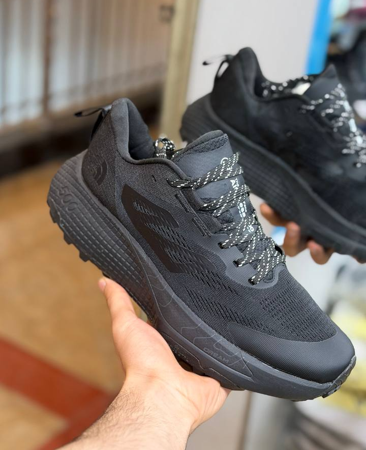 کتونی وارداتی نورث فیس آلتامسا ۵۰۰ مسترکوالیتی North Face Altamesa 500ساخت ویتنام سایز ۴۰ الی ۴۵ضمانت اصالت کالافروش تکی و عمده پایین ترین قیمت بالاترین کیفیت درجه ۱