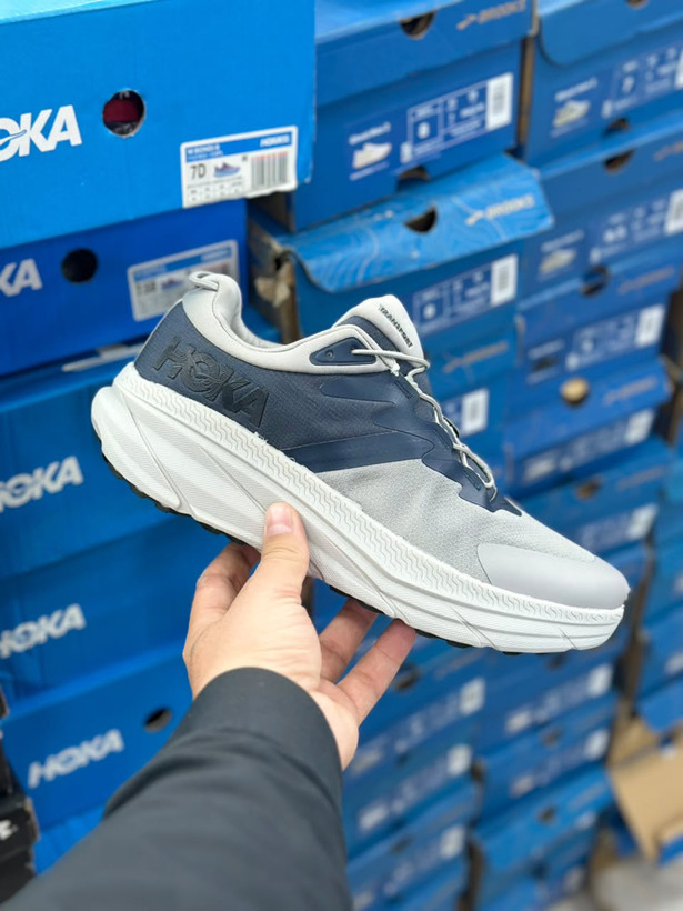 کتونی هوکا ترنسپورت مسترکوالیتی HOKA Transport goretexساخت ویتنام وارداتی زیره ویبرام ضد آب کیفیت عالی سایز 40 الی ۴۵فروش تکی و عمده ضمانت کیفیت کالا