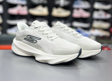 کتونی اسکیچرز هایپربوست کربن مسترکوالیتیskechers Hyper Burstساخت ویتنام وارداتی سایز ۴۰ الی ۴۵فروش تکی و عمده ضمانت کیفیت کالا