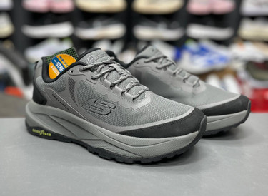 اسکیچرز اسلیپ اینز با زیره گودیر مسترکوالیتیSkechers Archfit Slip-insساخت ویتنام وارداتی سایز۴۰ الی ۴۵فروش تکی و عمده ضمانت کیفیت کالا