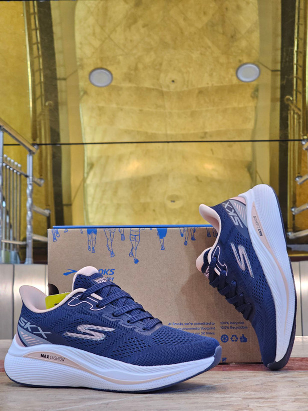 کتونی وارداتی اسکیچرز اس کای ایکس مسترکوالیتی Skechers SKXساخت ویتنام وارداتی سایز۳۷الی ۴۰فروش تکی و عمده ضمانت اصالت کالا بالاترین کیفیت درجه ۱ پایین ترین قیمت