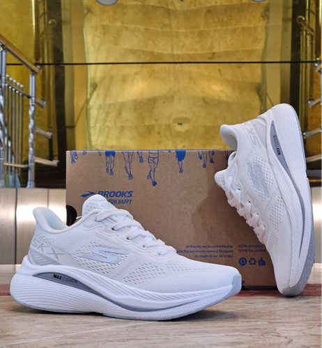 کتونی وارداتی اسکیچرز اس کای ایکس مسترکوالیتی Skechers SKXساخت ویتنام وارداتی سایز۳۷الی ۴۰فروش تکی و عمده ضمانت اصالت کالا بالاترین کیفیت درجه ۱ پایین ترین قیمت