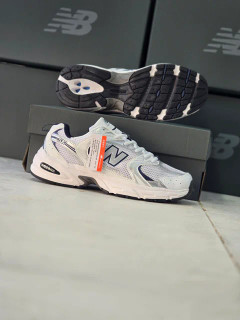 کتونی وارداتی نیوبالانس ۵۳۰ مسترکوالیتی Newbalance 530ساخت ویتنام وارداتی پیاده رویی و روزمره سایز۳۷ الی ۴۵ فروش تکی و عمده ضمانت کیفیت کالا