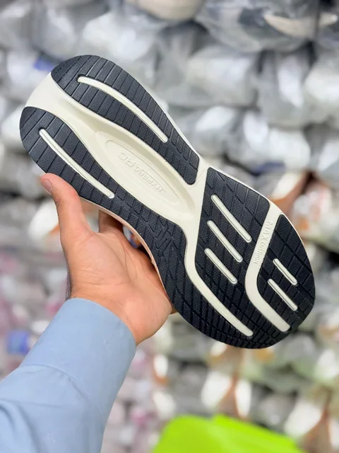 کتونی اسکیچرز بدون بند اسلیپ امو مسترکوالیتیSkechers Slip Ins Uomoساخت ویتنام وارداتی سایز ۴۰ الی ۴۵طبی و سبک و راحت فروش تکی و عمده ضمانت کیفیت کالا