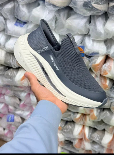 کتونی اسکیچرز بدون بند اسلیپ امو مسترکوالیتیSkechers Slip Ins Uomoساخت ویتنام وارداتی سایز ۴۰ الی ۴۵طبی و سبک و راحت فروش تکی و عمده ضمانت کیفیت کالا