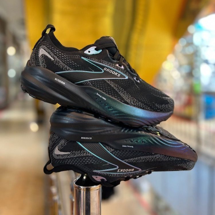 کتونی وارداتی بروکس گلیسرین ۲۱مسترکوالیتی Brooks Glycerin GTS 21ساخت ویتنام وارداتی سایز ۴۰الی ۴۵ فروش تکی و عمده ضمانت اصالت کالا بالاترین کیفیت درجه ۱