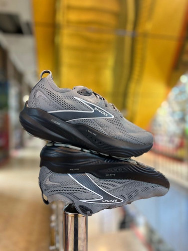 کتونی وارداتی بروکس گلیسرین ۲۱مسترکوالیتی Brooks Glycerin GTS 21ساخت ویتنام وارداتی سایز ۴۰الی ۴۵ فروش تکی و عمده ضمانت اصالت کالا بالاترین کیفیت درجه ۱