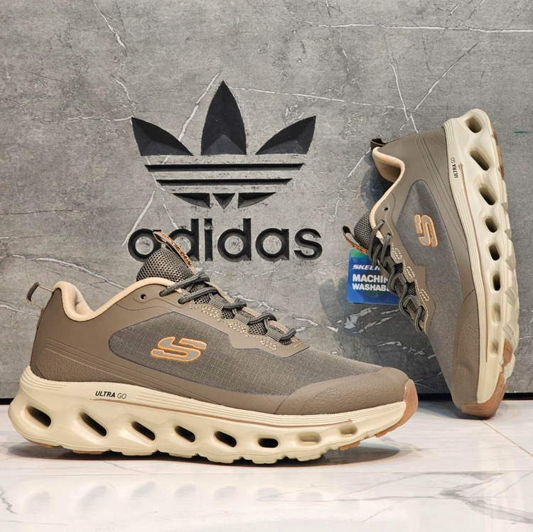 کتونی اسکیچرز اولترا گو مسترکوالیتی Skechers Ultra Goساخت ویتنام وارداتی سایز ۴۰ الی ۴۵فروش تکی و عمده ضمانت کیفیت کالا