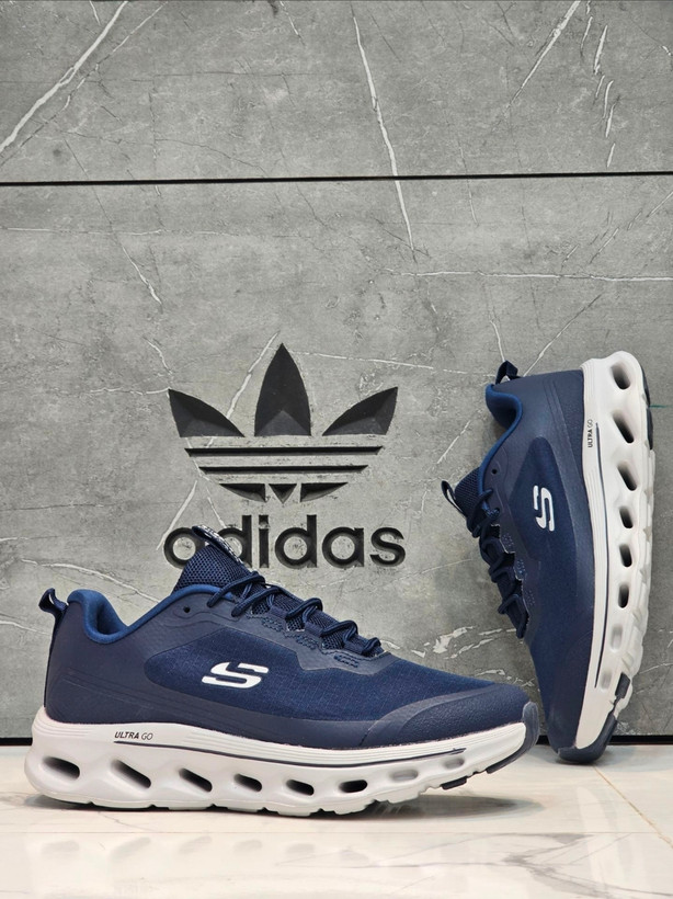 کتونی وارداتی اسکیچرز اولترا گو مسترکوالیتی Skechers Ultra Goساخت ویتنام وارداتی سایز ۴۰ الی ۴۵فروش تکی و عمده ضمانت کیفیت کالا