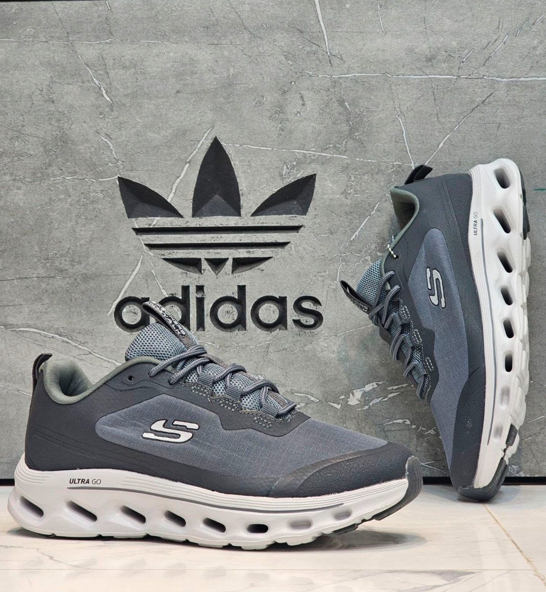کتونی اسکیچرز اولترا گو مسترکوالیتی Skechers Ultra Goساخت ویتنام وارداتی سایز ۴۰ الی ۴۵فروش تکی و عمده ضمانت کیفیت کالا