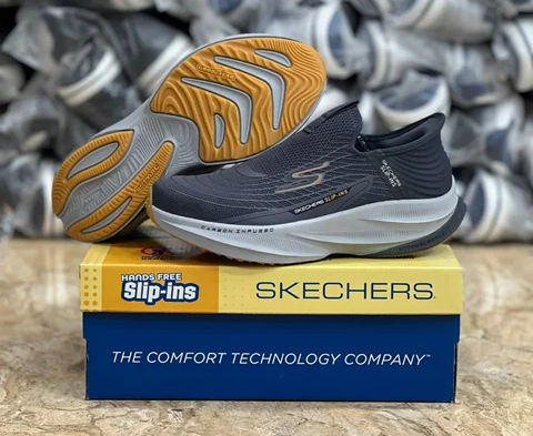 کتونی وارداتی اسکیچرز بدون بند مسترکوالیتیSkechers Slip _Ins Ultra Go Sole Memory Foamساخت ویتنام وارداتی سایز ۴۰ الی ۴۵مخصوص پا درد و کمر درد با زیره فوق العاده طبی و راحت فروش تکی و عمده ضمانت کیفیت کالا