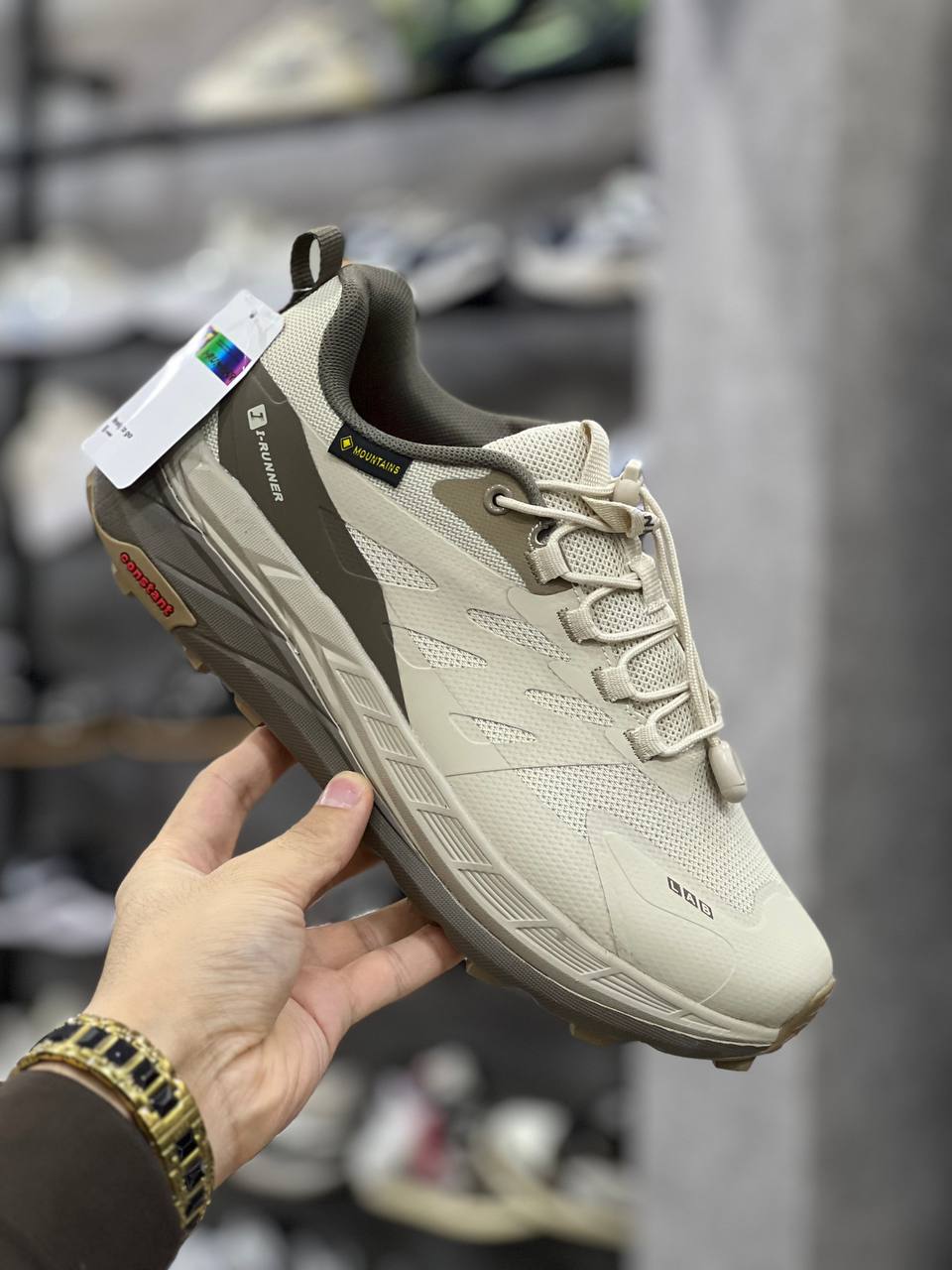 کتونی وارداتی آی رانر مسترکوالیتی I-RUNNER GORE-TEXساخت ویتنام وارداتی گورتکس ضد آب مخصوص زمستان سایز ۴۰ الی ۴۵ فروش تکی و عمده ضمانت اصالت کالا بالاترین کیفیت درجه ۱