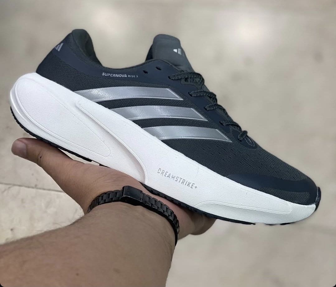 کتونی وارداتی آدیداس سوپرنوا رایز ۳ مسترکوالیتی Adidas Supernova Rise 3ساخت ویتنام وارداتی سایز ۴۰ الی ۴۵فروش تکی و عمده ضمانت اصالت کالا