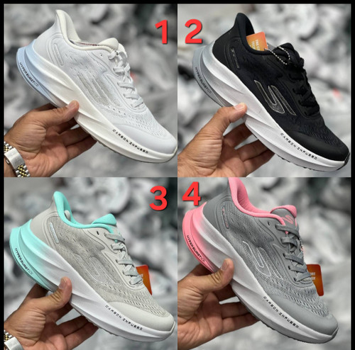 کتونی وارداتی اسکیچرز هایپر برست کربن مسترکوالیتیSkechers Hyper Burst Carbonساخت ویتنام وارداتی سایز۳۷ الی ۴۰ مخصوص پیاده رویی و روزمره فوق العاده نرم و سبک و راحت فروش تکی و عمده ضمانت کیفیت کالا
