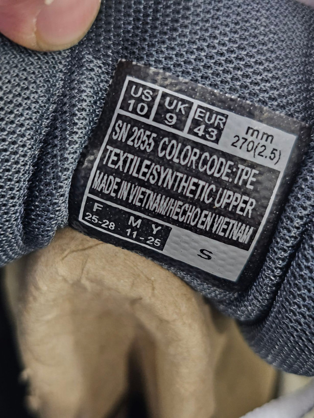 کتونی وارداتی اسکیچرز اولترا گو مسترکوالیتیSkechers Ultra Goساخت ویتنام وارداتی سایز ۳۷الی ۴۸ ست زنانه و مردانه کتونی نرم و سبک و راحت اسکیچرز فروش تکی و عمده ضمانت اصالت کالا کیفیت مسترکوالیتی درجه ۱