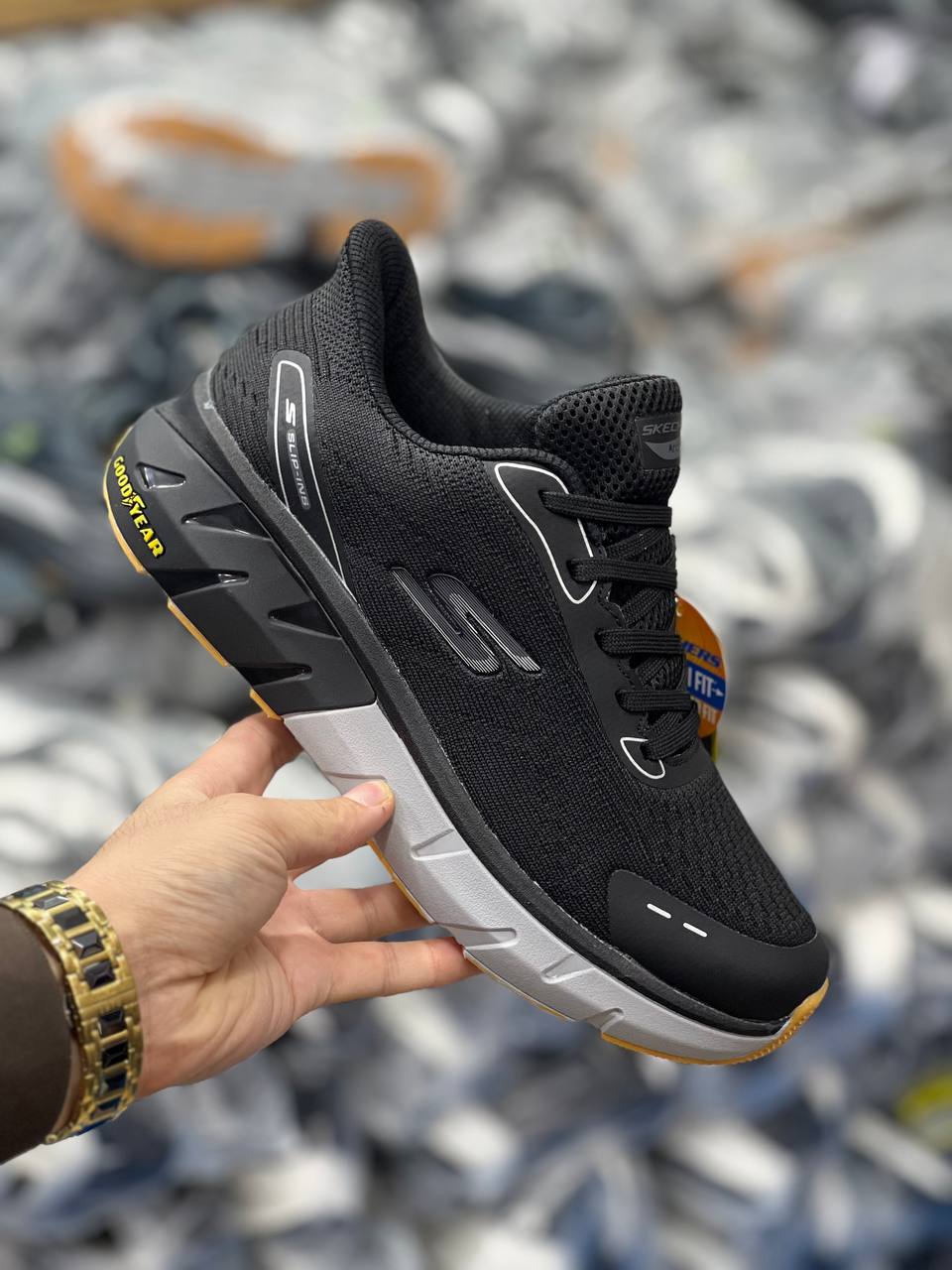 کتونی اسکیچرز آرچ فیت اسلیپ اینز با زیره گودیر مسترکوالیتیSkechers Archfit Slip-insساخت ویتنام وارداتی سایز۴۰ الی ۴۵ مخصوص پیاده رویی و روزمره فروش تکی و عمده ضمانت کیفیت کالا