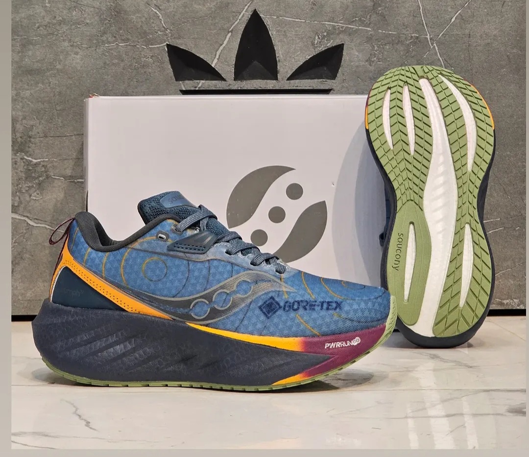کتونی وارداتی ساکونی تریمپ۲۲مسترکوالیتیSaucony Triumph 22ساخت ویتنام وارداتی کتونی پیاده رویی ست زنانه و مردانه سایز ۳۶الی ۴۵ضمانت کیفیت کالافروش تکی و عمده