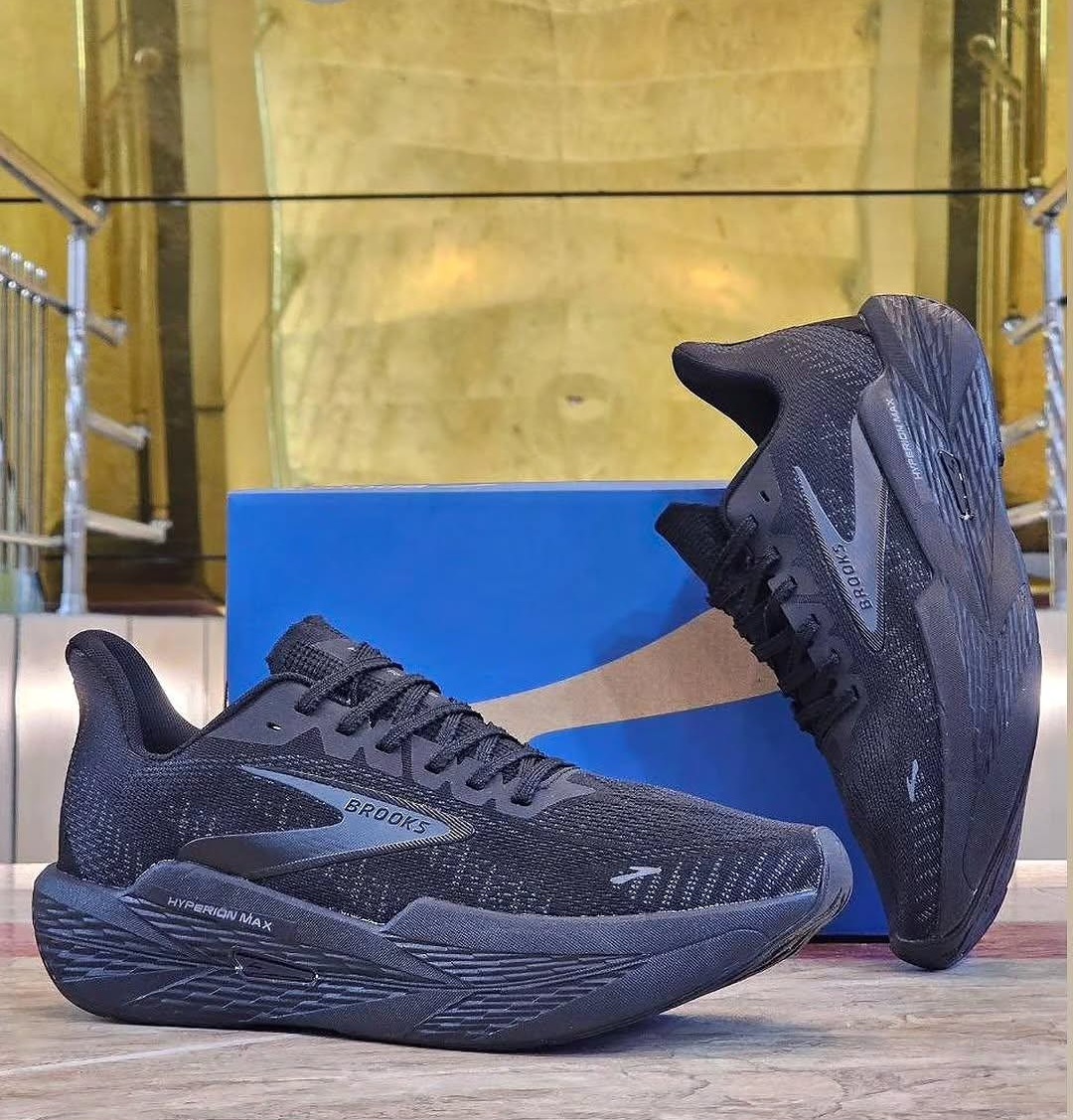 کتونی وارداتی بروکس هایپریون مکس مسترکوالیتی Brooks Hyperion Maxساخت ویتنام وارداتی سایزبندی 40الی ۴۵ضمانت کیفیت کالافروش تکی و عمده