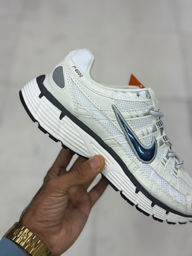 کتونی وارداتی نایکP-6000مسترکوالیتی Nike P-6000ساخت ویتنام وارداتی سایز40 الی ۴۵ ضمانت کیفیت کالا فروش تکی و عمده
