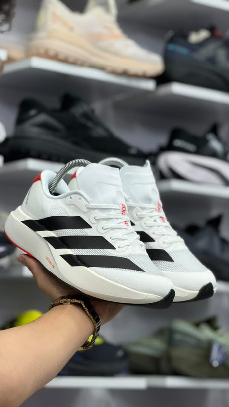 کتونی وارداتی آدیداس ادیزیرو مسترکوالیتی Adidas Adizero EVOSLساخت ویتنام سایز۳۷ الی ۴۰ضمانت کیفیت کالا فروش تکی و عمده