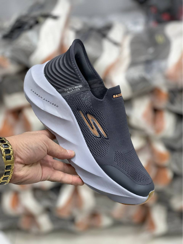 کتونی وارداتی اسکیچرز اسلیپ اینز زیر کربن دار مسترکوالیتی Skechers Hyper Burst ساخت ویتنام وارداتی سایز ۴۰ الی ۴۵ اسکیچرز طبی و سبک پیاده رویی و روزمره بدون بند فروش تکی و عمده ضمانت اصالت کالا