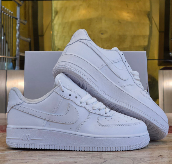 کتونی وارداتی نایک ایرفورس کلاسیک مسترکوالیتیNike Air forceساخت ویتنام وارداتی رویه چرم ست زنانه و مردانه سایز ۳۶ الی ۴۵ فروش تکی و عمده ضمانت کیفیت کالا